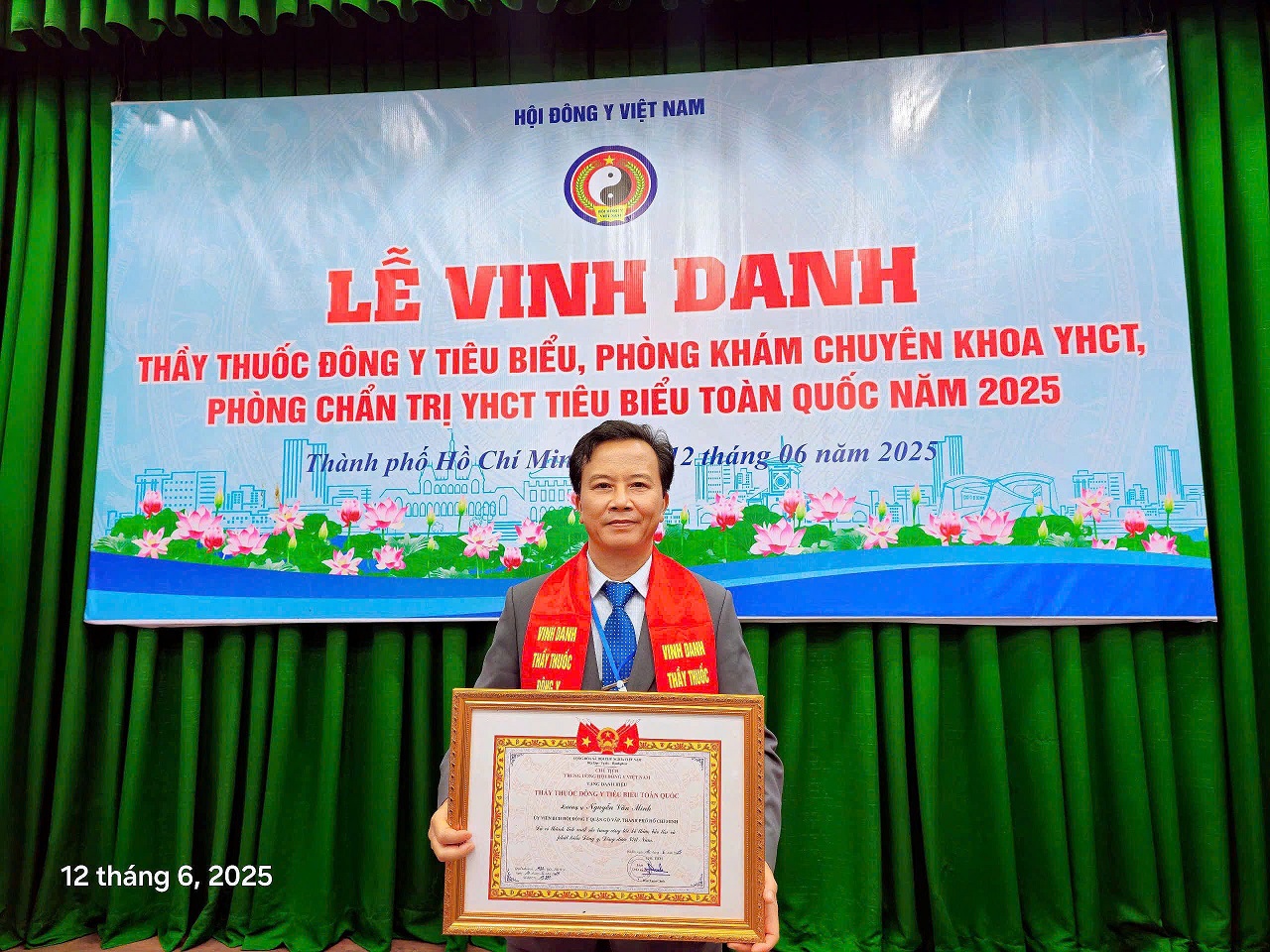 Thầy thuốc đông y Nguyễn Văn Minh